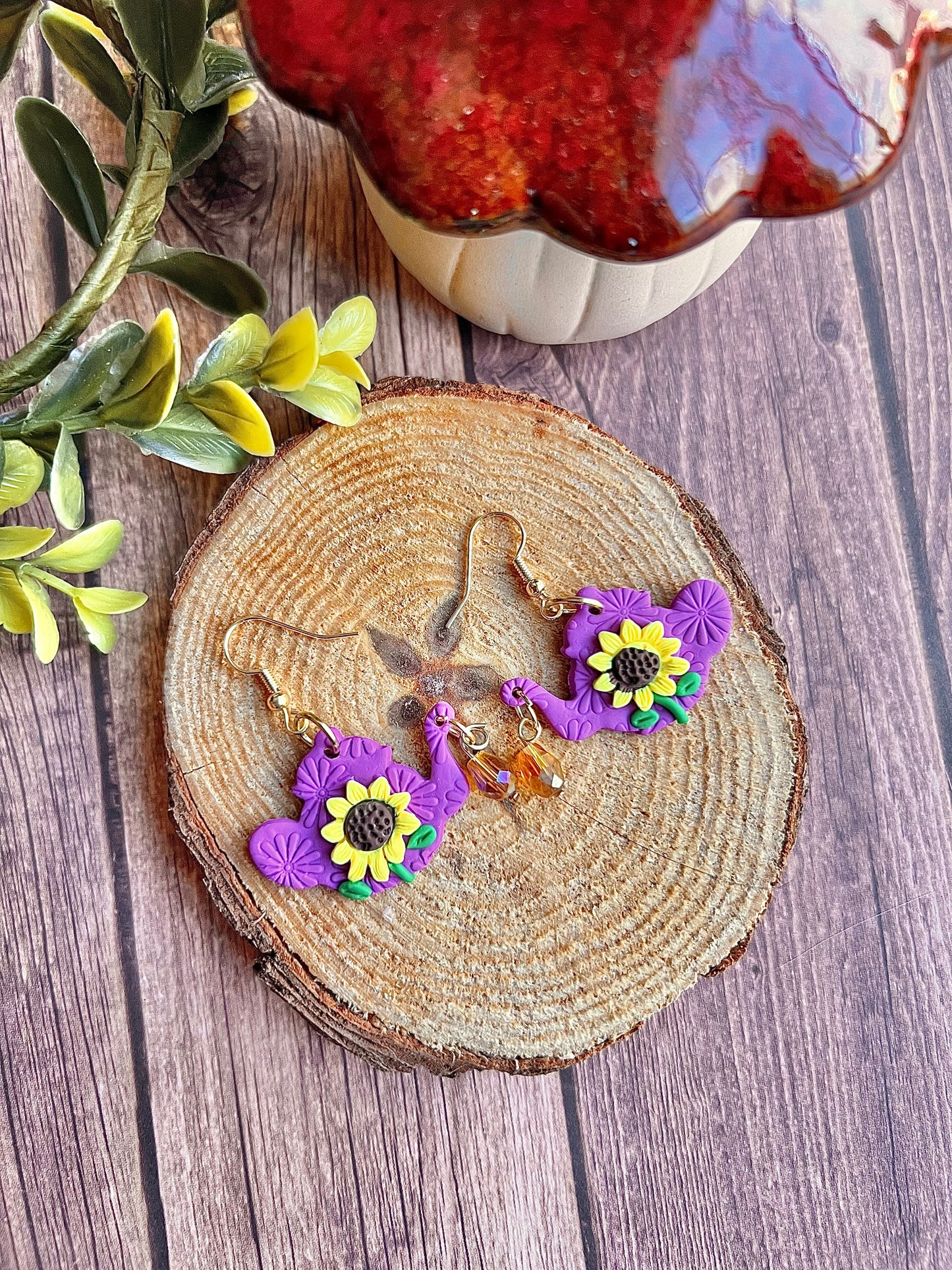 Tea Pot Earrings - Purple Daisies